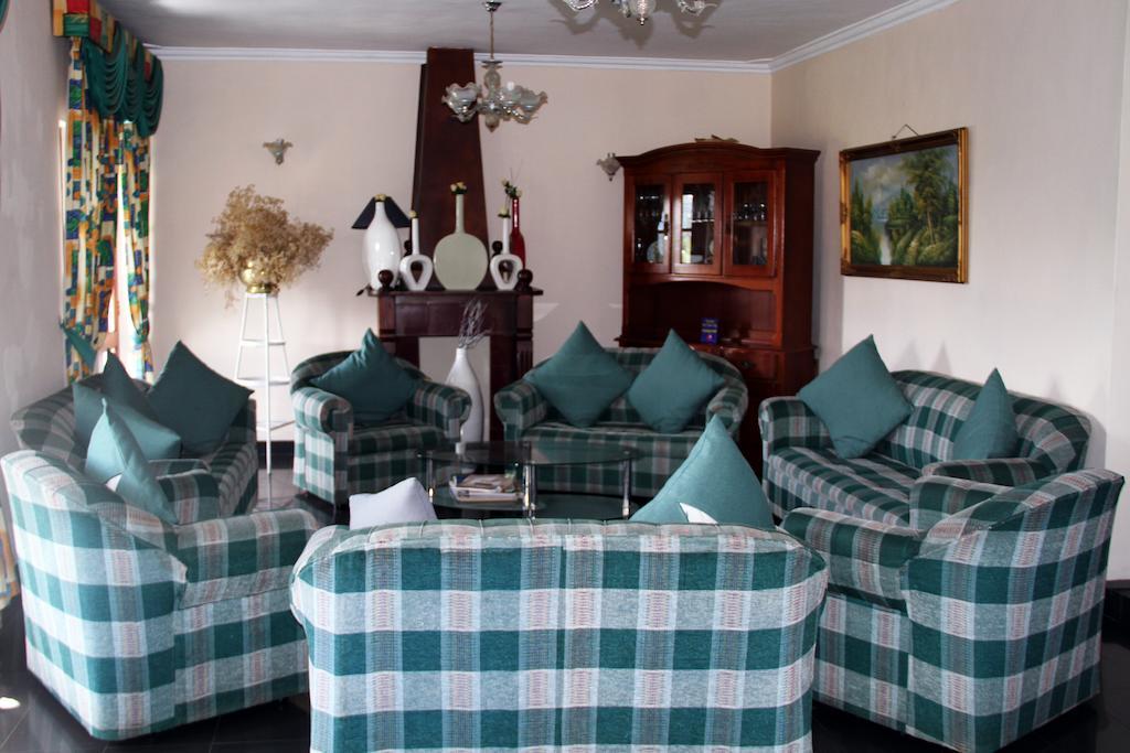 Colling Wood Hotel Нувара Елия Екстериор снимка